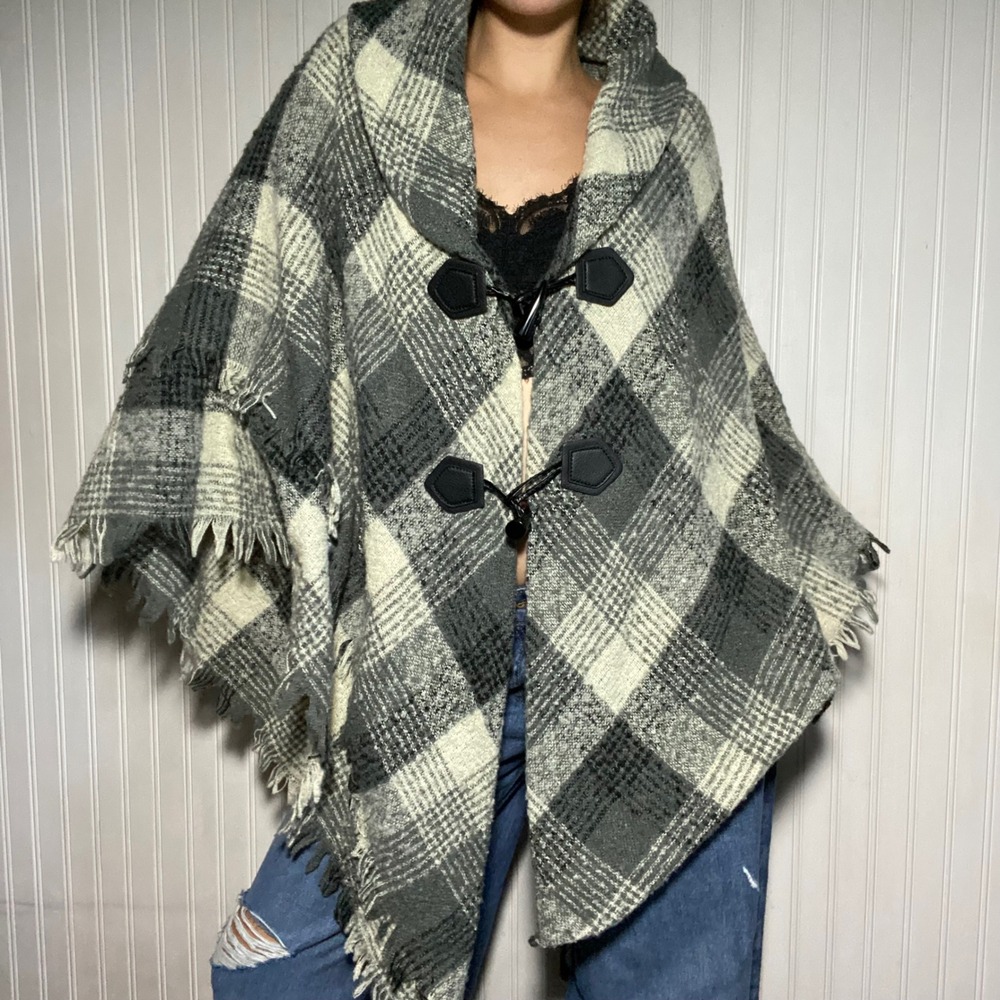 Y2K Juicy Couture Gray Plaid Flannel Fringe Hem Toggle Poncho Cape - One Size